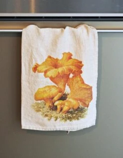 Oldenhof Mushrooms Handdoek 42 X 60 Cm Linnen 2 Stuks 4 Oldenhof Mushrooms Handdoek 42 X 60 Cm Linnen 2 Stuks -Exporteren Oldenhof winkel chantrelle autumn linen kitchen towel by linoroom